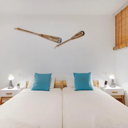 アパート Bonito Apto Playa Americas Aptos Playa Honda By Paramount Holidays